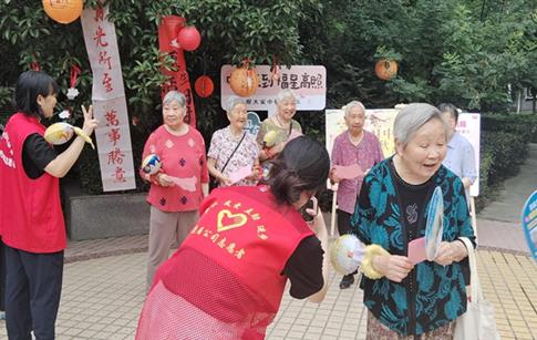 康居公司開展“和老朋友們一起過大節(jié)—中秋游園會”文化主題活動